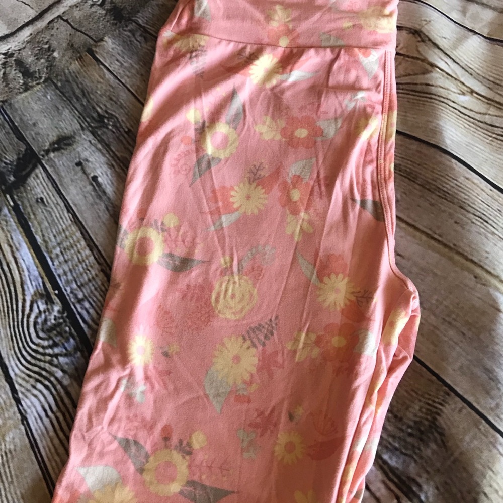 LuLaRoe Leggings NWT OS